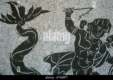 Roma Italia detalle del mosaico en las Termas de Caracalla