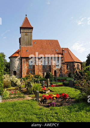 Iglesia de Santa Catalina en Middelhagen, Ruegen, Alemania, Europa Foto de stock