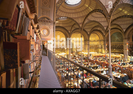 Sala de lectura de la Biblioteca Nacional (Bibliotheque Nationale de France (BnF), París, Francia Foto de stock