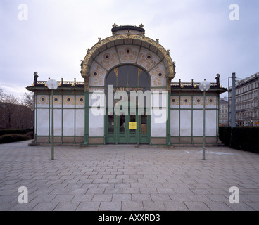Wien, Stadtbahnhaltestelle Karlsplatz, von Otto Wagner Foto de stock