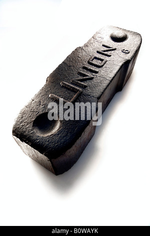 Una Unión de seis pulgadas marca de briquetas de carbón Foto de stock