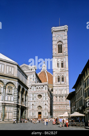El Baptisterio, la Catedral de Santa Maria del Fiore, Florencia, Toscana, Italia Europa Foto de stock