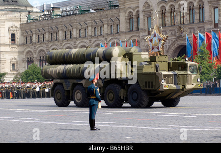 Federación de largo alcance de los sistemas de misiles de superficie a aire S 300. Desfile de la victoria de Moscú de 2008 Foto de stock