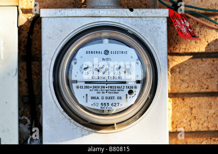 Un contador eléctrico residencial. Oklahoma, Estados Unidos Fotografía de  stock - Alamy