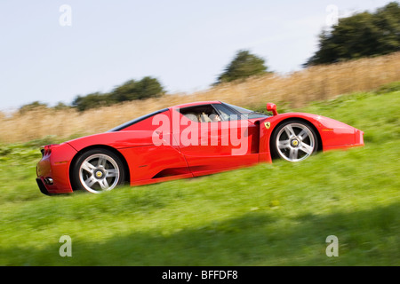 Rojo Ferrari Enzo supercar Foto de stock