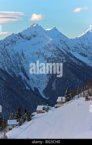 Alpes en invierno, la región de Piamonte, Italia, Europa