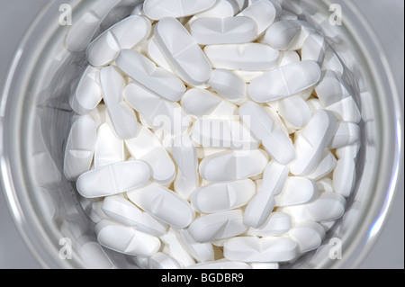 Píldoras y comprimidos Foto de stock