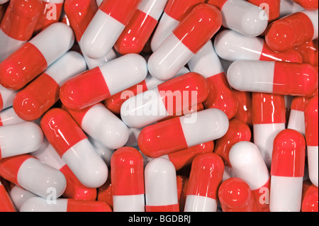 Píldoras y comprimidos Foto de stock