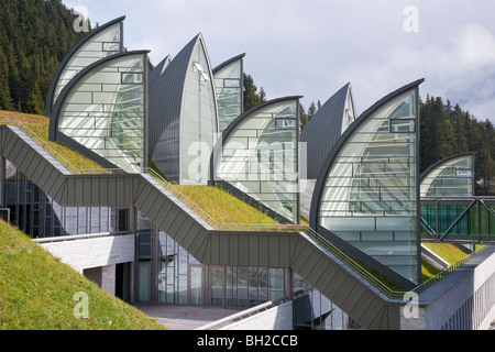 SPA, GRAND HOTEL TSCHUGGEN BERGOASE, arquitecto Mario Botta, Arosa, Grisons, Suiza Foto de stock