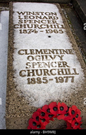 Winston Churchill Grave Fotografía de stock - Alamy