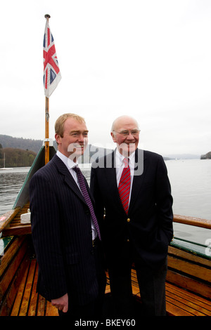 Número uno: Sir Menzies Campbell (Ming) mostrando el apoyo para el ...