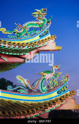 Dragones decorativos Thean Hou, templo Chino, Kuala Lumpur, Malasia, Sudeste Asiático, Asia Foto de stock