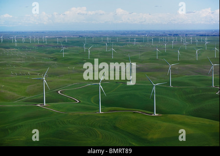 Fotografía aérea de Shiloh Wind Power Plant Montezuma Hills el condado de Solano, California
