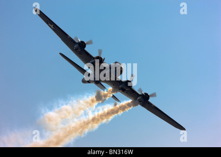 Kent England Biggin Hill Boeing B17 Sally B en Airshow b 17 Foto de stock