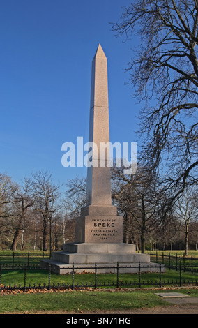 Speke Memorial, Hyde Park, Londres, Inglaterra - por John Hanning Speke (1826-1864), explorador. Foto de stock