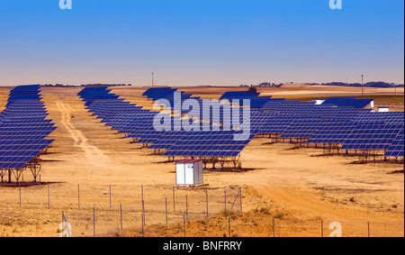 Campo de panel solar en Asturias, España Foto de stock
