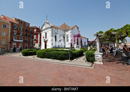 Iglesia de Santa Lucía en el centro de la ciudad de Lisboa Alfama Foto de stock