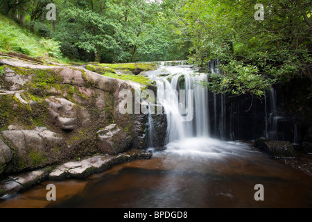 Blaen y Glyn; Brecon Beacons; cascada Foto de stock