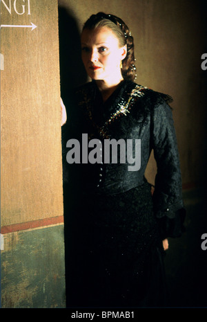 Miranda Richardson El Fantasma De La Opera 2004 Fotografia De Stock Alamy