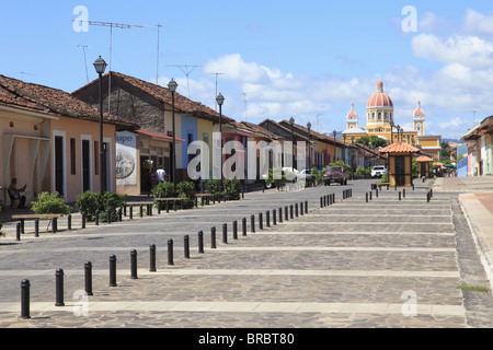 Calle La Calzada, Granada, Nicaragua, Centroamérica Foto de stock