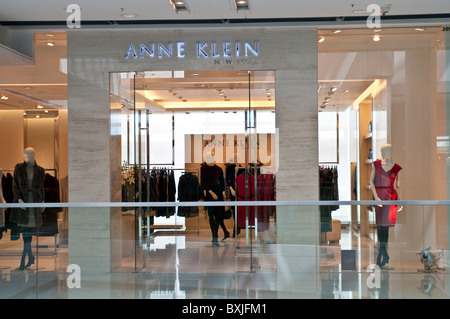 profundidad refrigerador Descubrimiento Anne Klein tienda de ropa en el IFC Mall, la Isla de Hong Kong, China  Fotografía de stock - Alamy