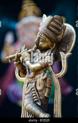 Estatua de Krishna. Adoraban deidad india hindú. En Andhra Pradesh, India Foto de stock