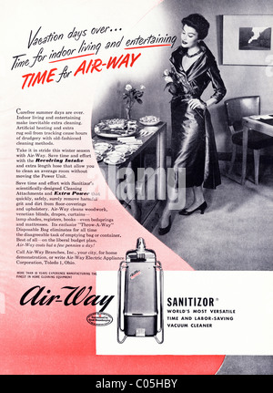 Hogar, electrodomésticos, ama de casa con una aspiradora, la publicidad de  la 'Vorwerk kobold', Alemania, 1956-Clearance-Info  Additional-Rights-Not-Available Fotografía de stock - Alamy