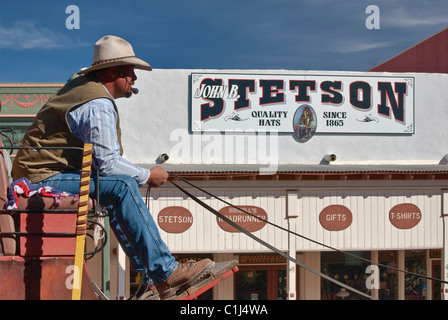 Coachman en Allen Street en Tombstone, Arizona, EE.UU.