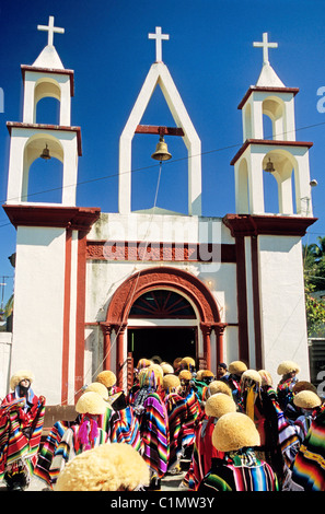 México, Estado de Chiapas, 'Los Parachicos carnaval' durante el Festival de San Sebastián en la ciudad de Chiapa de Corzo Foto de stock