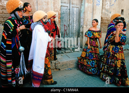 México, en el estado de Chiapas, los parachicos carnaval durante el Festival de San Sebastián en la ciudad de Chiapa de Corzo Foto de stock