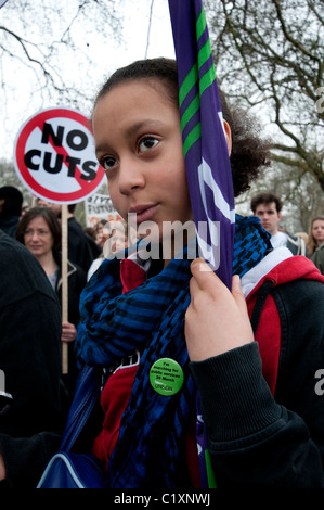 Anti-cortes de marzo para la Alternativa organizada por los sindicatos TUC Londres 2011 Foto de stock