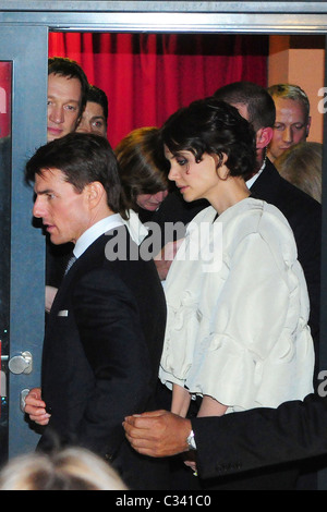 Tom Cruise y Katie Holmes el estreno europeo de 'Operación Walkre: Das ...