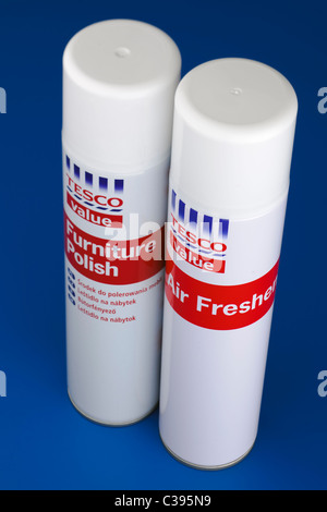 V.I.Poo Ambientador es un neutralizador de olores en spray para utilizarse  en baños, realizados por Airwick Fotografía de stock - Alamy