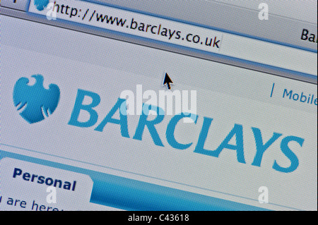 Cerca del logotipo de Barclays como se ve en su sitio web. (Sólo para uso editorial: -print, televisión, e-book editorial y sitio web). Foto de stock