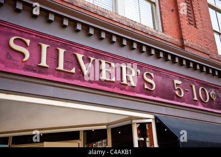 Silver's 5 y dime store en Savannah, Georgia Foto de stock
