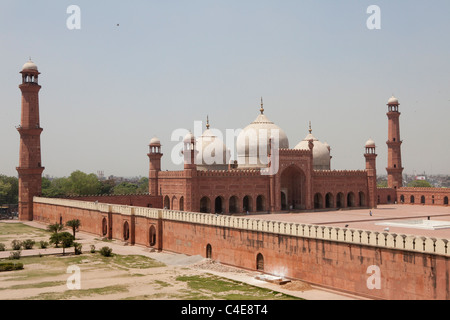 Masjid Mezquita Badshahi en Lahore Foto de stock