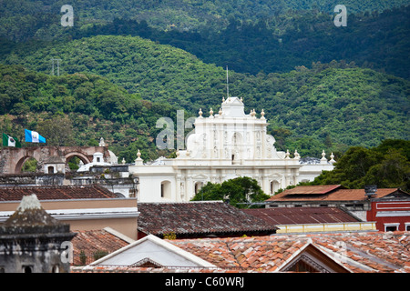 Antigua Catedral o la iglesia de Santiago, Antigua, Guatemala Foto de stock
