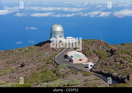Observatorio Astronómico en la cima del Roque de los muchachos, el Parque Nacional de la Caldera de Taburiente, La Palma, Islas Canarias, Europa Foto de stock
