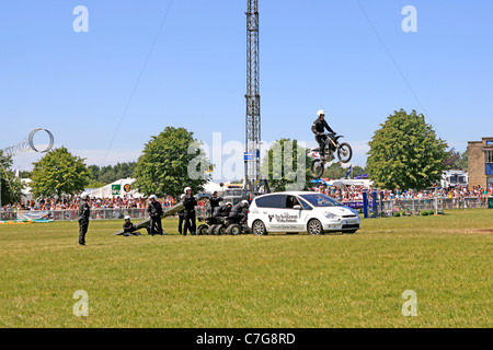 Royal Corp de señales motocicleta Mostrar Equipo en el Bath & West show en Somerset