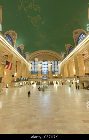 El vestíbulo principal de la Estación Grand Central en la Ciudad de Nueva York. Foto de stock