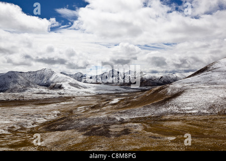 Tíbet: milha paso de montaña Foto de stock