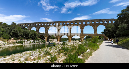 Pont du Gard (Acueducto Romano) Foto de stock