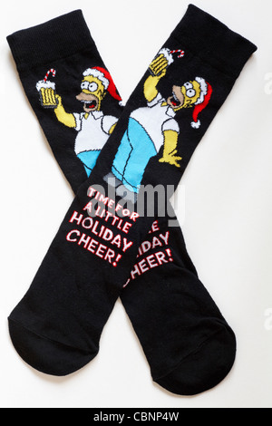 negativo arrepentirse carne de vaca Par de novedad Homer Simpson calcetines tiempo para un poco de alegría  navideña aislado sobre fondo blanco Fotografía de stock - Alamy
