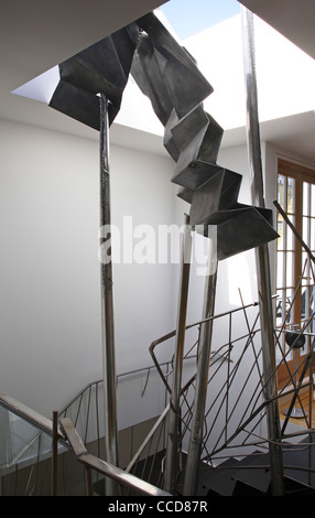 Plegado triple escalera de madera. Decoración, altura Fotografía de stock -  Alamy