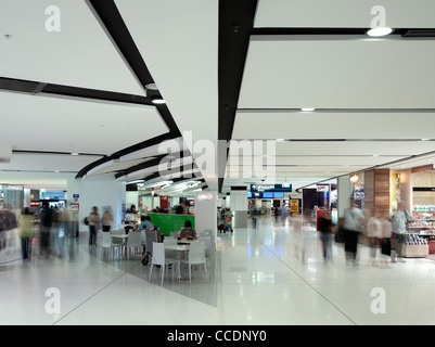 Salidas de la Terminal 1 del aeropuerto de Sydney, Woodhead interiores Arquitectura Planificación, Sydney 2010, área de comedor Foto de stock