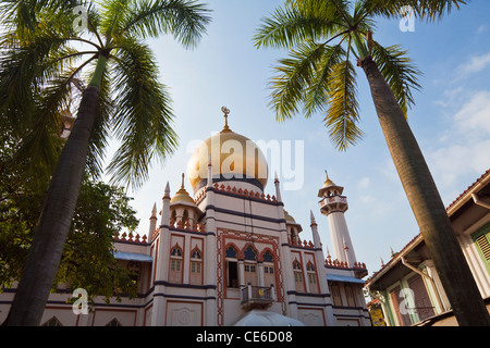 La mezquita del Sultán en el barrio musulmán de Kampong Glam, Singapur Foto de stock