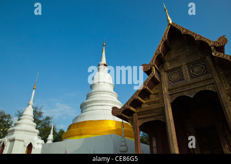 Wat Phra Singh Woramahaviharn es un templo budista en Chiang Mai.