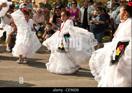 Vestidos de discount novia folkloricos mexicanos