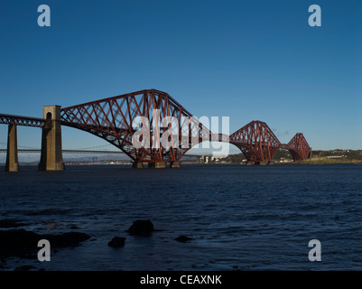 dh Forth Railway Bridge FORTH BRIDGE LOTHIAN voladizo de hierro victoriano puente firth of forth river rail puentes de escocia dh Forth Railway Bridge FORTH BRIDGE LOTHIAN voladizo de hierro victoriano puente firth of forth river rail puentes de escocia