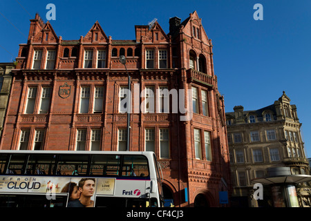 Los edificios victorianos en Bradford City Centre. El edificio Prudential Assurance Sunbridge road, Bradford Foto de stock